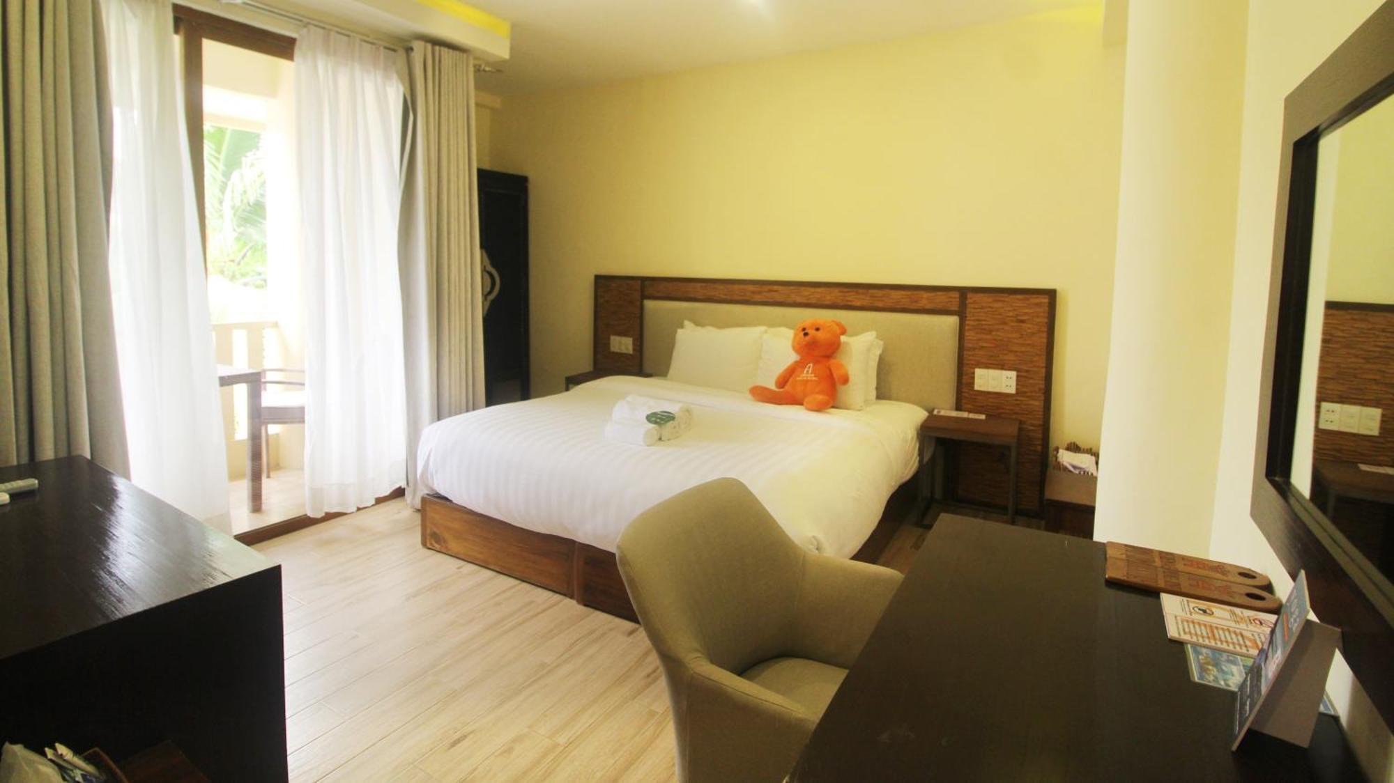 แอมบาสเดอร์ อิน พาราไดซ์ Hotel Balabag  ภายนอก รูปภาพ