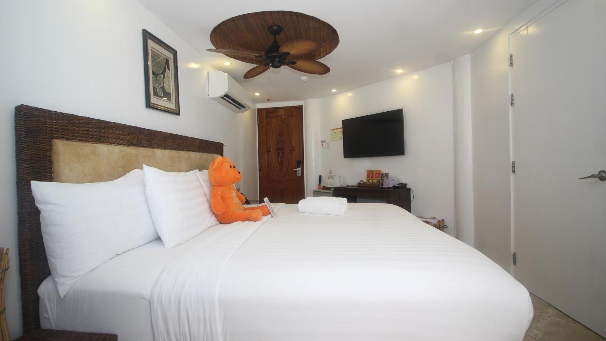 แอมบาสเดอร์ อิน พาราไดซ์ Hotel Balabag  ภายนอก รูปภาพ Deluxe Room